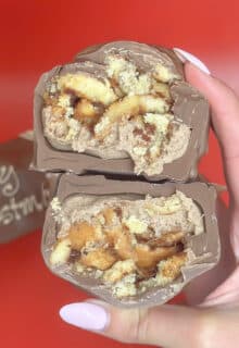 CinnaBar - Cinnamon Roll and Cream Cheese Frosting Chocolate Bar