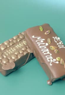 Eid Mubarak Chocolate Bar Collection - Pistachio & Hazelnut Kunafa Snack Bars